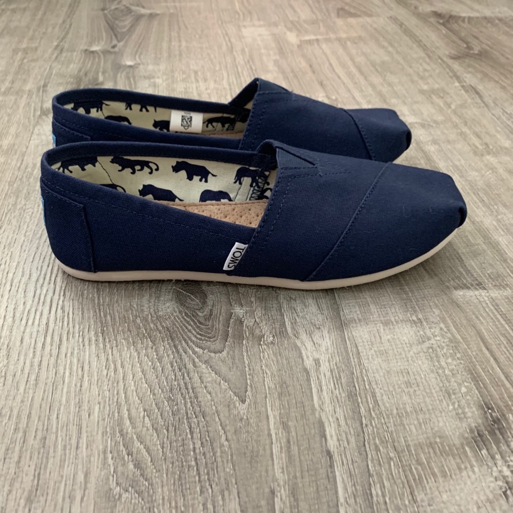 Toms shoes